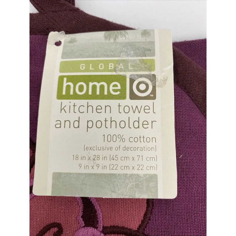 Global Home Target Kitchen Towel And Potholder Red‎ Flower Set